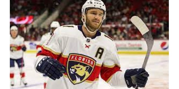 Huberdeau podepsal dlouhodobou smlouvu s Calgary Flames Huberdeau podepsal dlouhodobou smlouvu s Calgary Flames